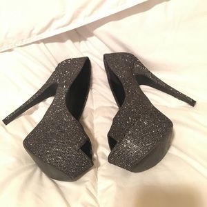 Black Glamor Heels - Holiday Ready!